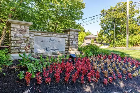 946 Arcadia Blvd, Westerville, OH 43082