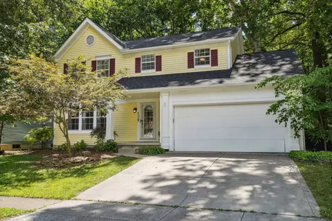 822 Lindenhaven Rd, Columbus, OH 43230