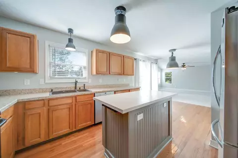 Kitchen - 5790 Stevens Dr, Orient, OH 43146 photo 2 of 6