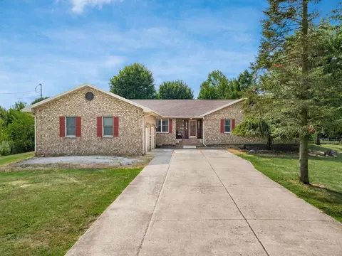 1711 Smeltzer Rd, Marion, OH 43302
