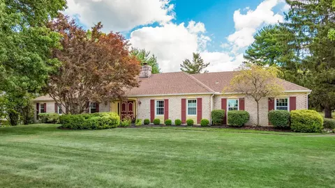 1850 Red Oak Dr NE, Lancaster, OH 43130