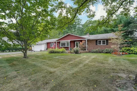 715 Hawthorne Dr, Circleville, OH 43113