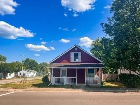 329 Elm St, Washington Court House, OH 43160