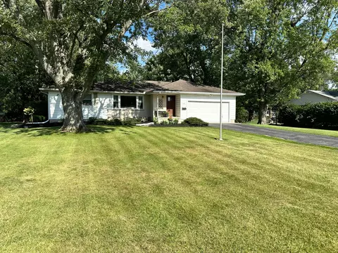 920 Forest Lawn Dr, Marion, OH 43302