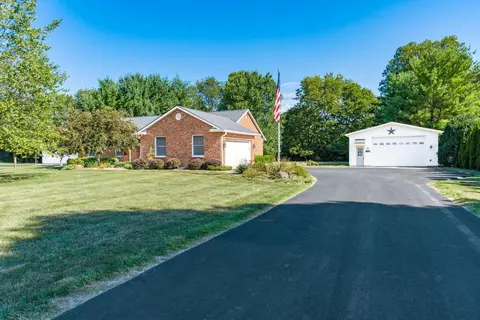 1080 Holton Rd, Grove City, OH 43123