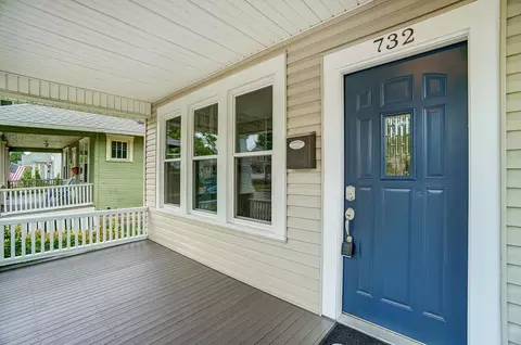 Exterior - 732 E Chestnut St, Lancaster, OH 43130 photo 6 of 14