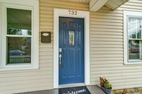 Exterior - 732 E Chestnut St, Lancaster, OH 43130 photo 7 of 14