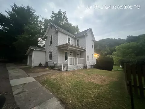 648 N Mulberry St, Logan, OH 43138