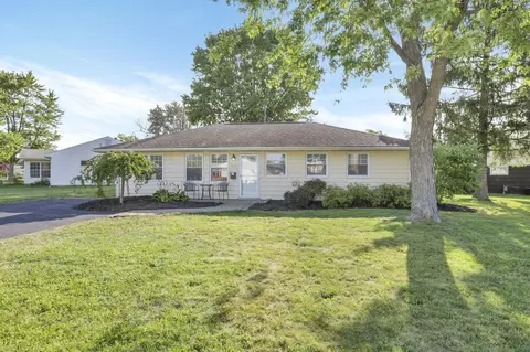 4368 Joseph St, Grove City, OH 43123