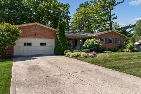 2331 Nayland Rd, Columbus, OH 43220