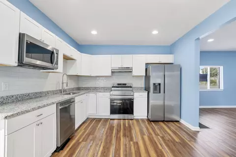 Kitchen - 307 N Prospect St, Marion, OH 43302 photo 2 of 3