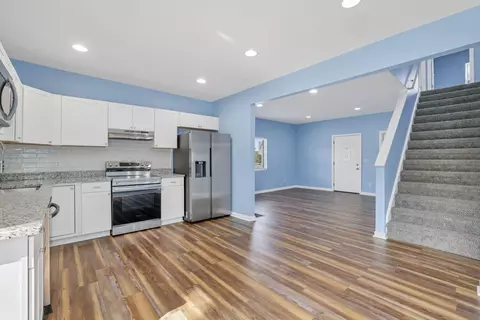 Entry Way - 307 N Prospect St, Marion, OH 43302 photo 1 of 4