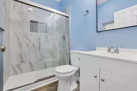 Bath - 307 N Prospect St, Marion, OH 43302 photo 3 of 7