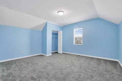 Bedroom - 307 N Prospect St, Marion, OH 43302 photo 3 of 6