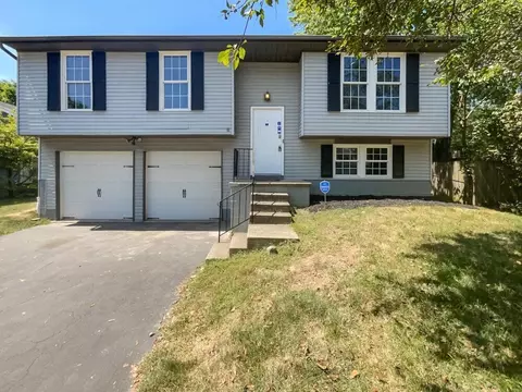 2587 Willow Park Rd, Grove City, OH 43123
