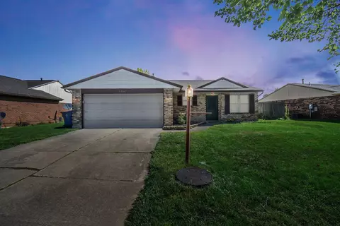 6541 Rolling Glen Dr, Dayton, OH 45424
