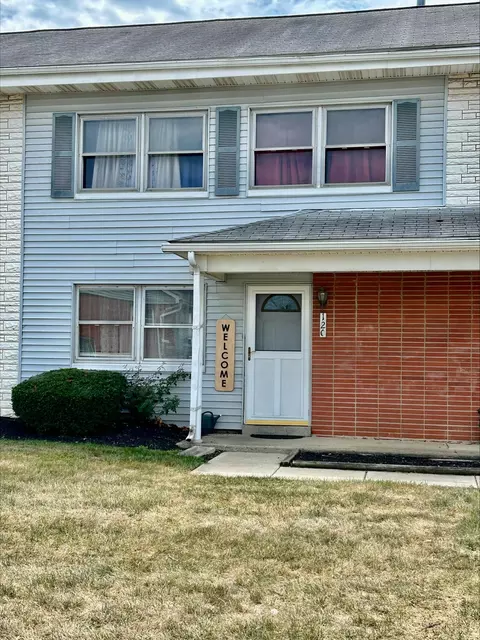 120 Buckeye Cir #B, Columbus, OH 43217