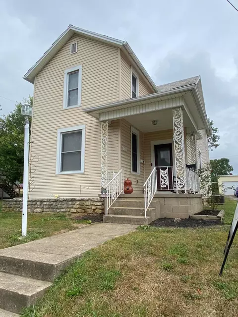 1323 Cedar Hill Rd, Lancaster, OH 43130
