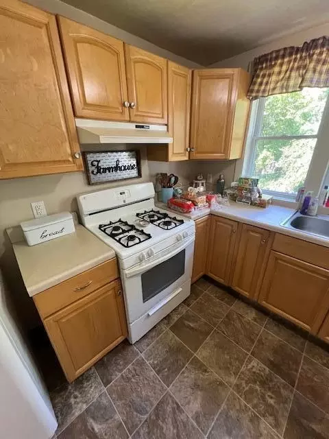 44 Republic Ave, Glouster, OH 45732 photo 8