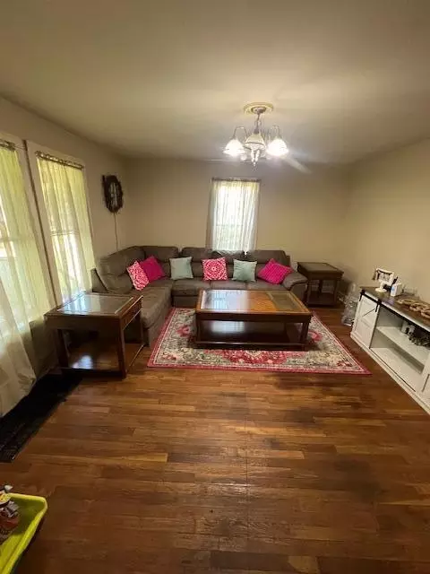 44 Republic Ave, Glouster, OH 45732 photo 3