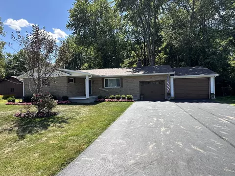 106 Warden St, Hebron, OH 43025