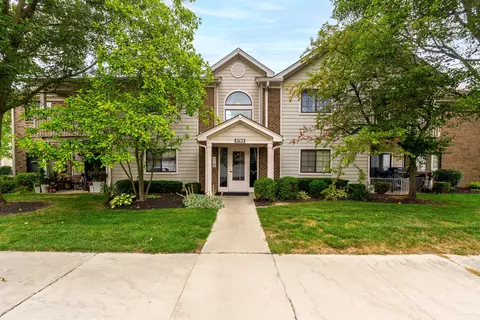 6789 Meadow Creek Dr #206, Columbus, OH 43235