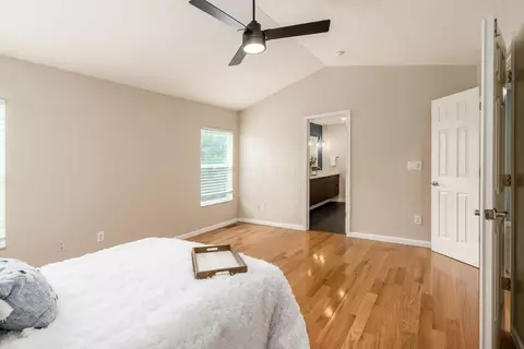 Bedroom - 5833 Fieldcrest Dr, Galloway, OH 43119 photo 1 of 6