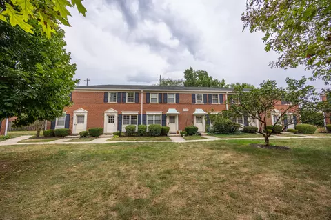 1835 Northwest Ct #B, Columbus, OH 43212