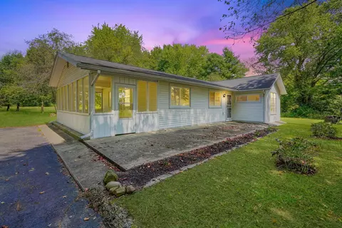 12574 Cable Rd SW, Pataskala, OH 43062