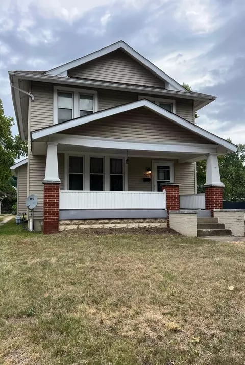 561 E 6th Ave, Lancaster, OH 43130 photo 3