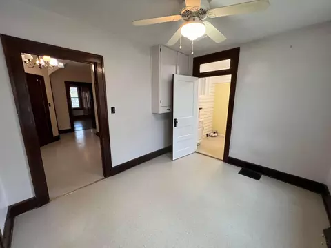 561 E 6th Ave, Lancaster, OH 43130 photo 29