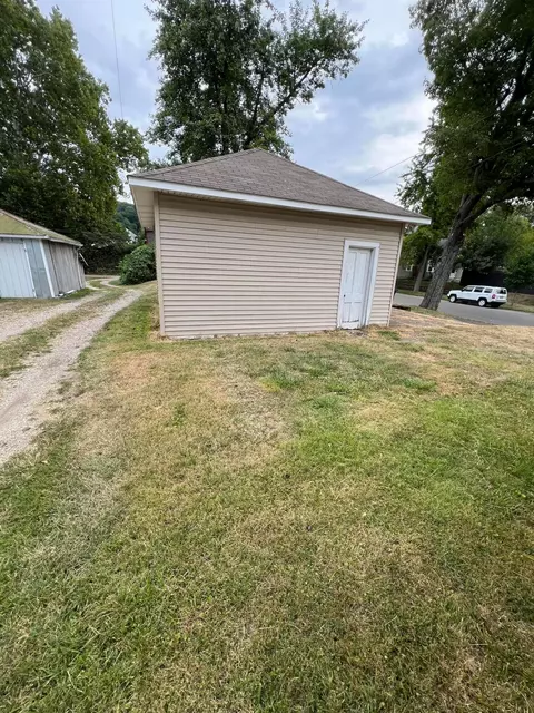 561 E 6th Ave, Lancaster, OH 43130 photo 13