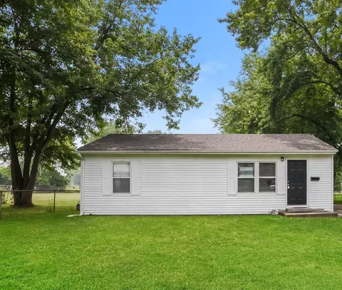 6135 Roselawn Ave, Columbus, OH 43232