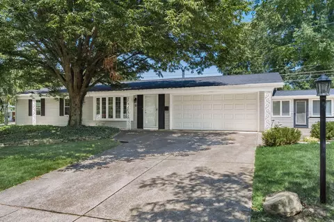 180 Larrimer Ave, Worthington, OH 43085