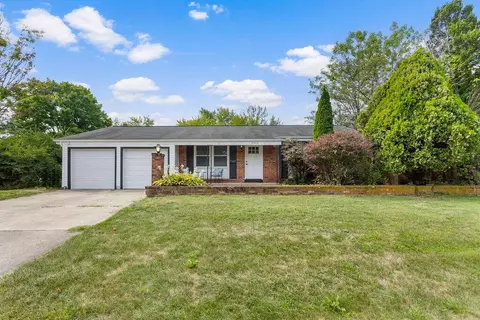 2615 Brinkman Dr, Grove City, OH 43123