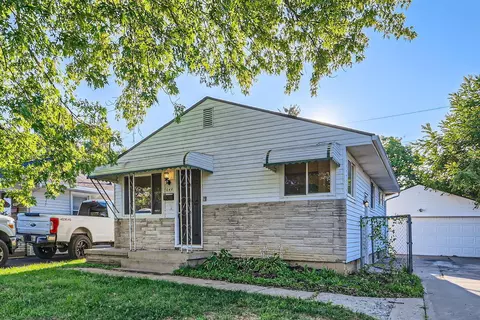 644 Georgian Dr, Columbus, OH 43228