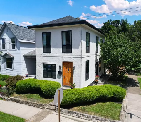 Exterior - 116 E Mithoff St, Columbus, OH 43206 photo 5 of 15