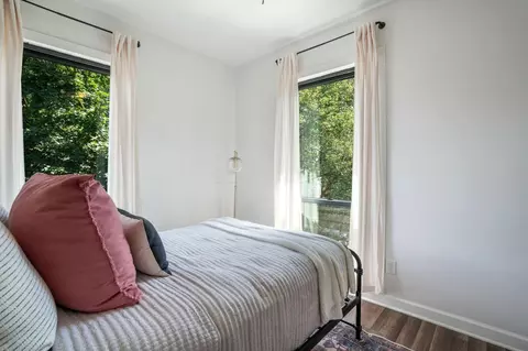 Bedroom - 116 E Mithoff St, Columbus, OH 43206 photo 6 of 7