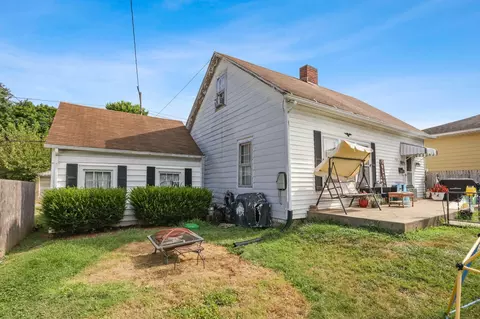 Exterior - 631 E 5th Ave, Lancaster, OH 43130 photo 16 of 20