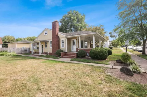 Exterior - 631 E 5th Ave, Lancaster, OH 43130 photo 5 of 20