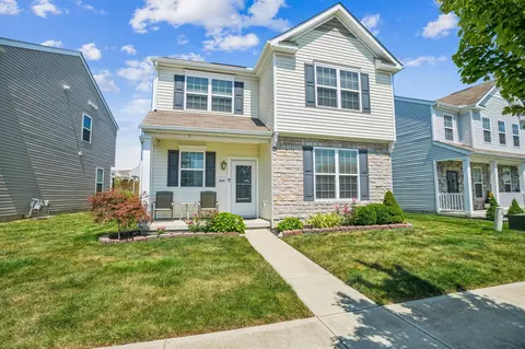 5844 Passage Creek Dr, Dublin, OH 43016