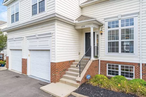 6254 Downwing Ln #22, Columbus, OH 43230