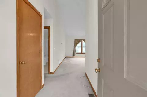 112 Castleton Ct, Pataskala, OH 43062 photo 3