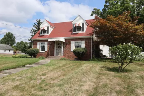 744 Dayton Ave NW #NW, Washington Court House, OH 43160