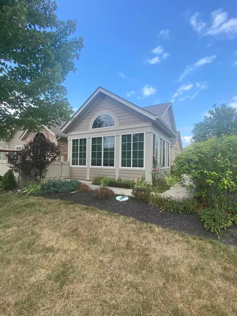 745 Lambton Cir W, Lancaster, OH 43130