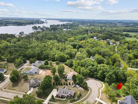 121 Bobwhite Ct, Thornville, OH 43076