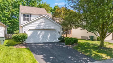 610 Arden St, Lewis Center, OH 43035