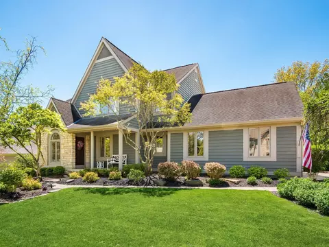Exterior - 9323 Din Eidyn Dr, Dublin, OH 43017 photo 2 of 14