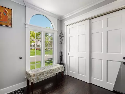 Entry Way - 9323 Din Eidyn Dr, Dublin, OH 43017 photo 2 of 3