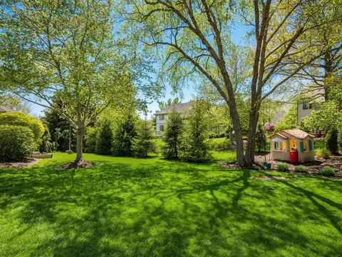 Exterior - 9323 Din Eidyn Dr, Dublin, OH 43017 photo 13 of 14